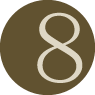 8月